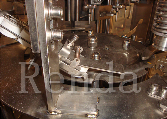 Beverage / Fruit Juice Filling Machine With High Speed Filling Valve PLC Controller
