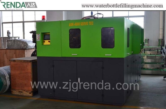 Macchina di salto 4000 BPH della bottiglia completamente automatica dell'ANIMALE DOMESTICO 48 chilowatt di alta efficienza