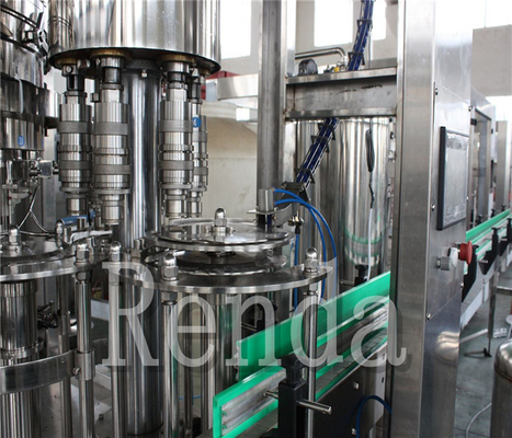 Macchina di rifornimento gassosa coca-cola della bevanda che lava la macchina di rifornimento ad alta velocità di riempimento della bevanda della tappatrice